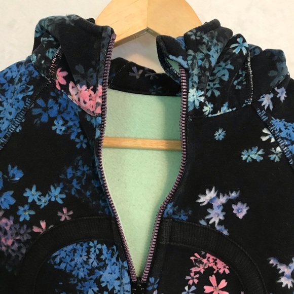 Lululemon black blue scuba hoodie petal pop 4 - Picture 6 of 9